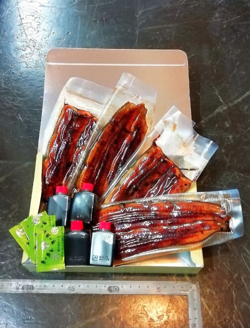 のぶぞう　国産うなぎ蒲焼2尾+肝焼×4本