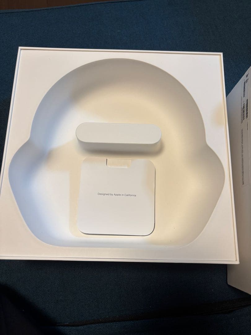 ヘッドホン Apple AirPods max