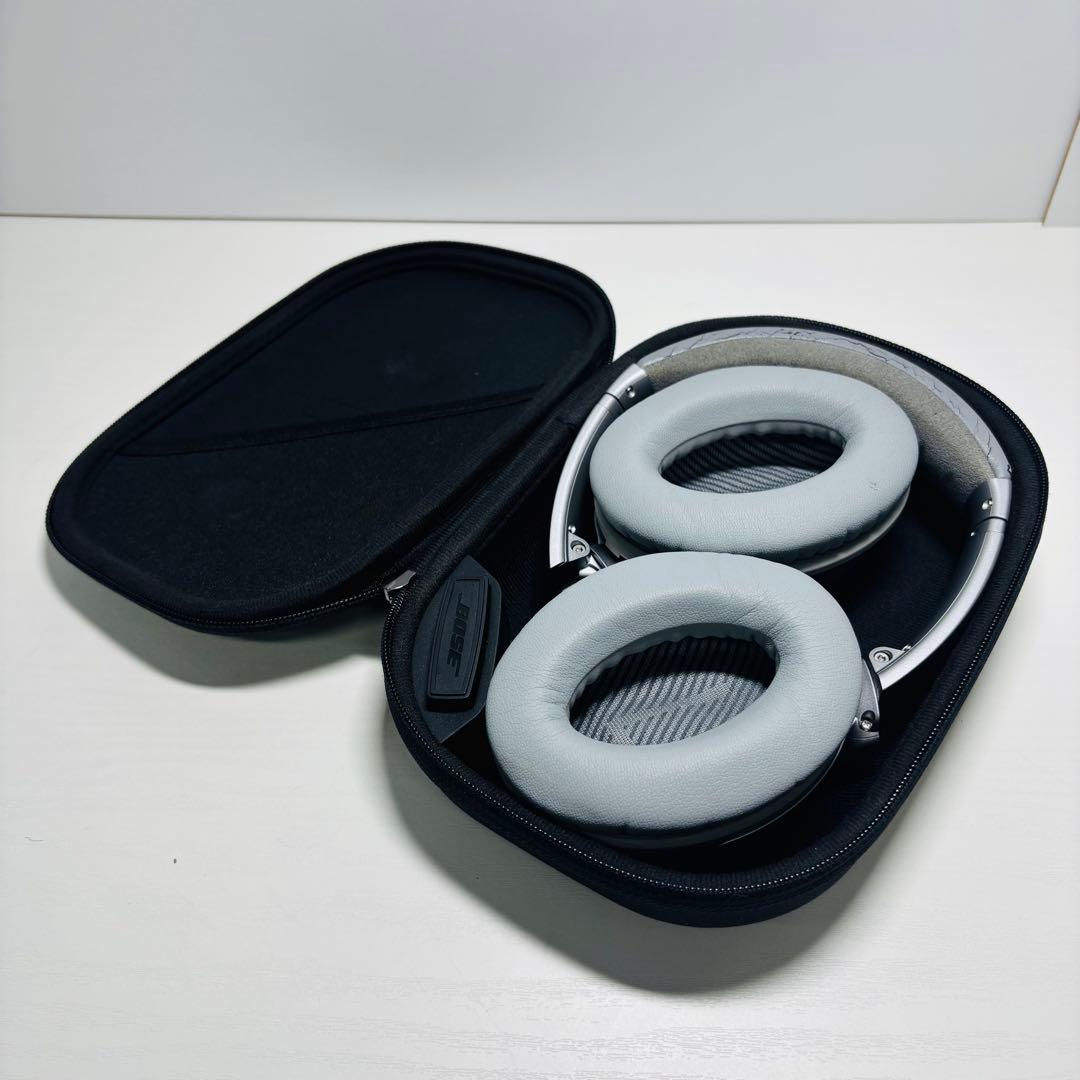 【廃盤品】BOSE Quiet Comfort 35 シルバー