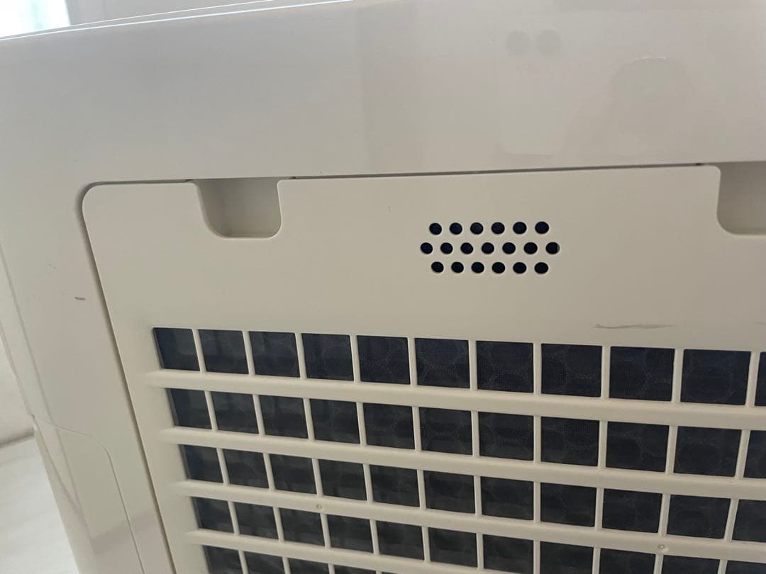 SHARP 空気清浄機 加湿機能付き KC-F70-W