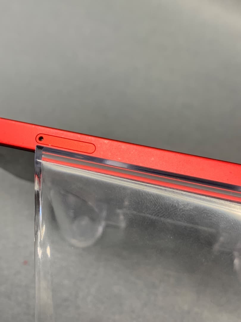 美品　国内版　SIMフリー　iPhone12 64GB レッド色