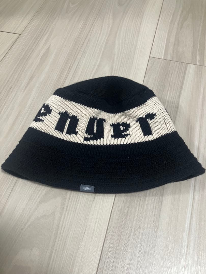 CHALLENGER クラッシャーハット ブラック/ホワイト