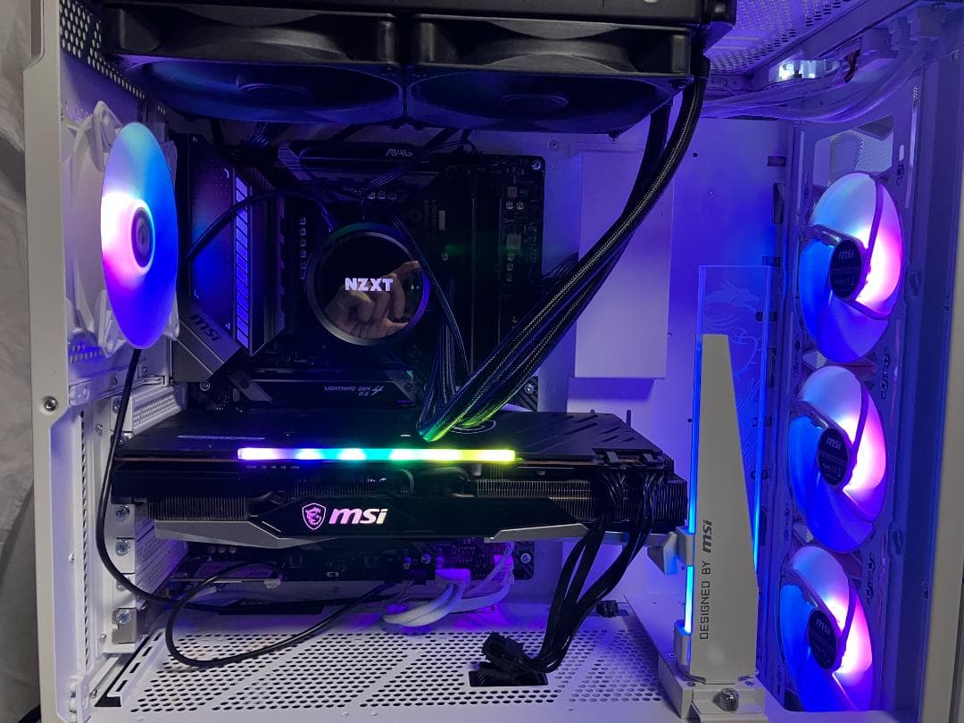 ゲーミングPC 中古 RYZEN7 5800X3D RX6800 NVMe2TB