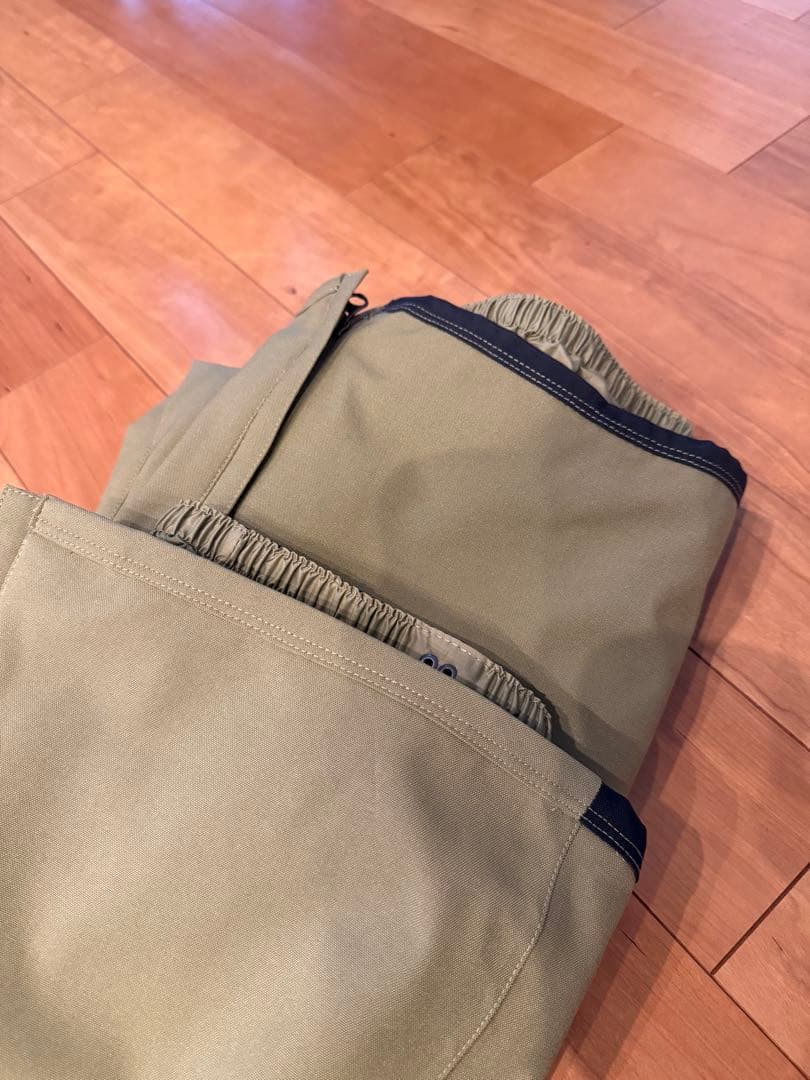 未使用 BURTON オリーブグリーン ビブパン　ビブパンツ