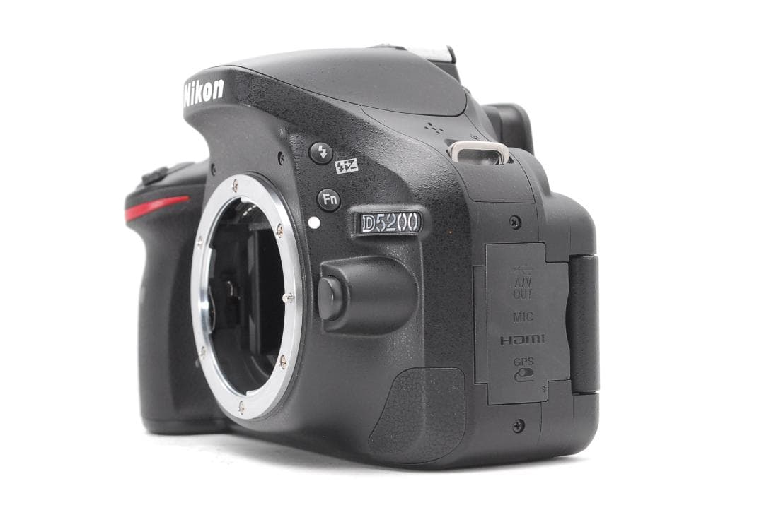【使用感極少　美品】Nikon D5200　スマホ転送　バリアングル液晶　自撮り
