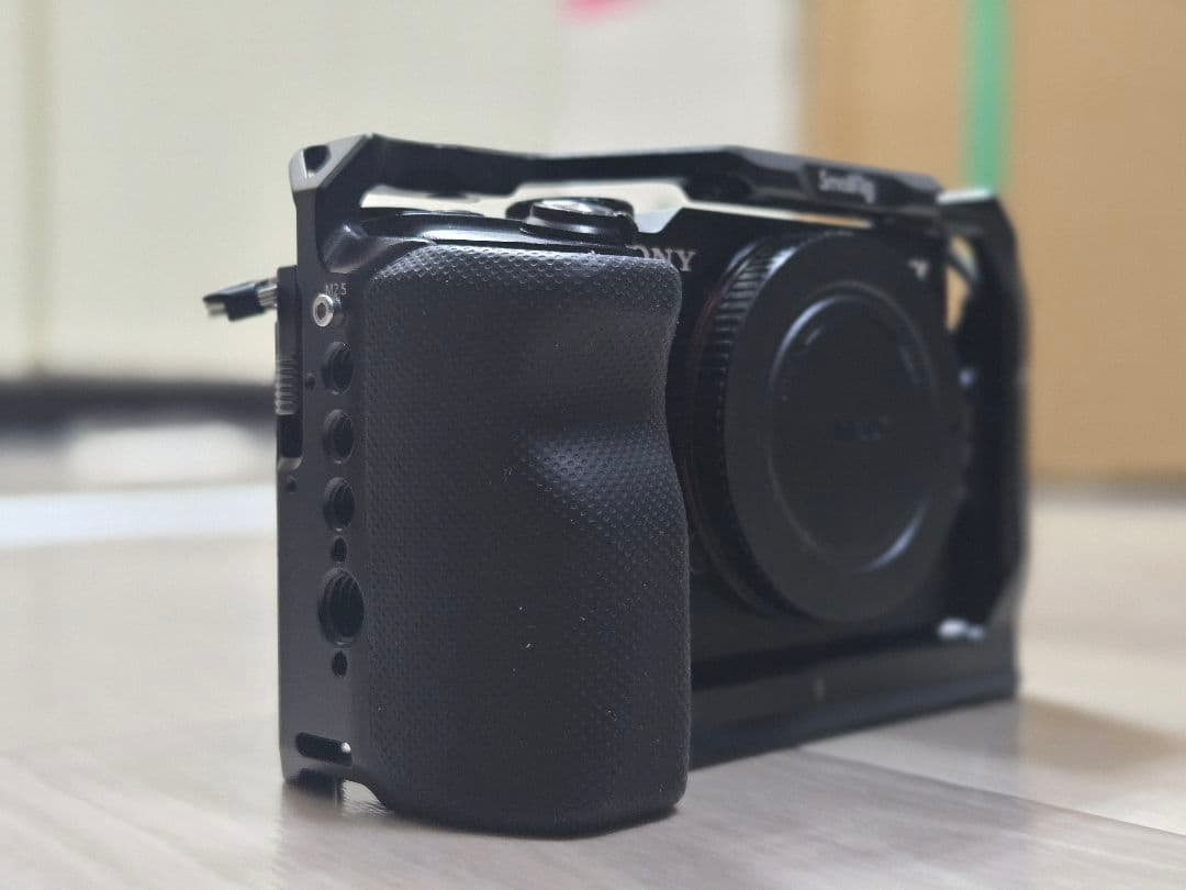 Sony A7C ボディ + Small Rig 専用ケージ