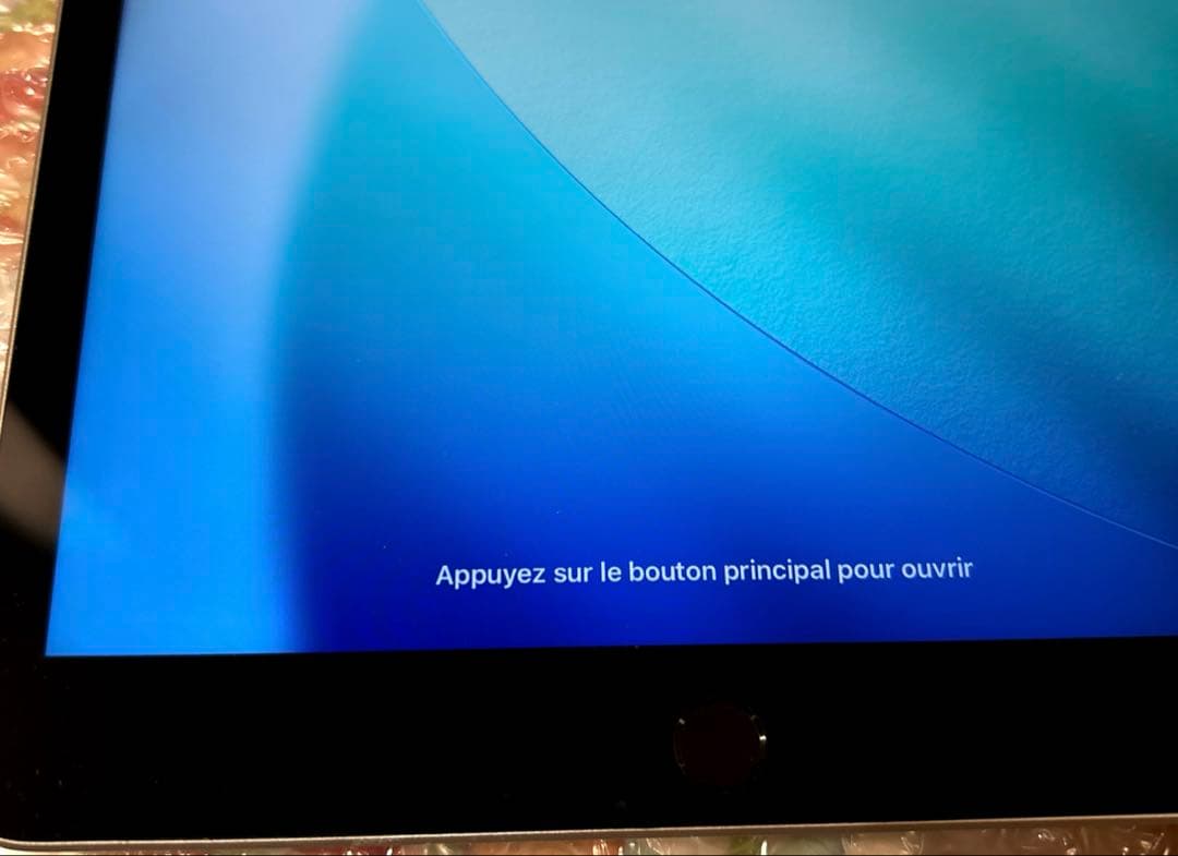 ❗️最新OS❗️iPad9 第9世代 64GB