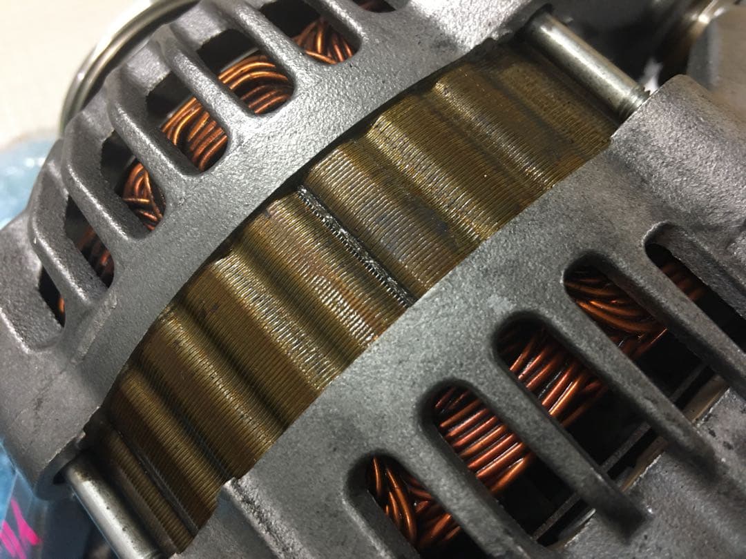 エブリィDA64W後期純正ダイナモ／走行1万キロ外し