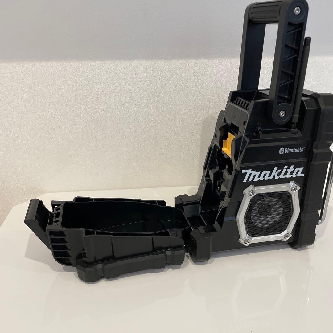 マキタ/Bluetooth/充電式ラジオ/MR108 ／充電器　バッテリー4個付