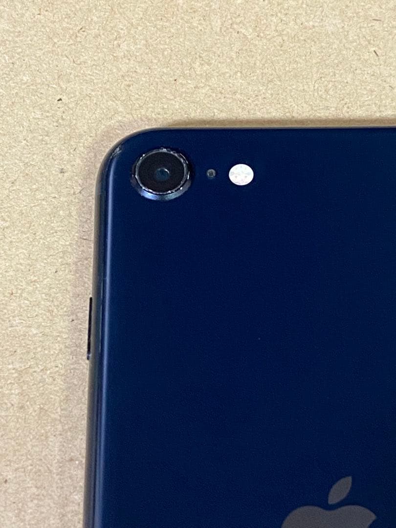 iPhoneSE(第三世代) SIMフリー バッテリー最大容量90%