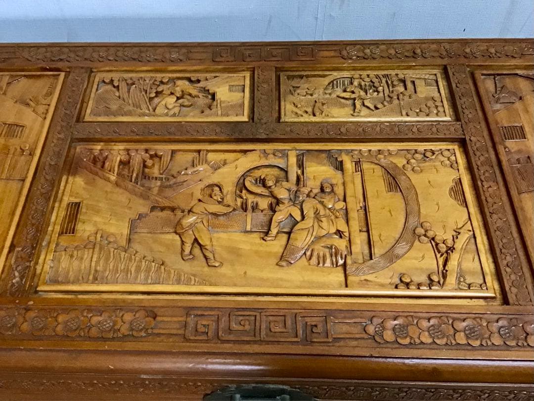 Totoro☆管370☆中国☆アンティーク☆手彫り☆カンファーチェスト