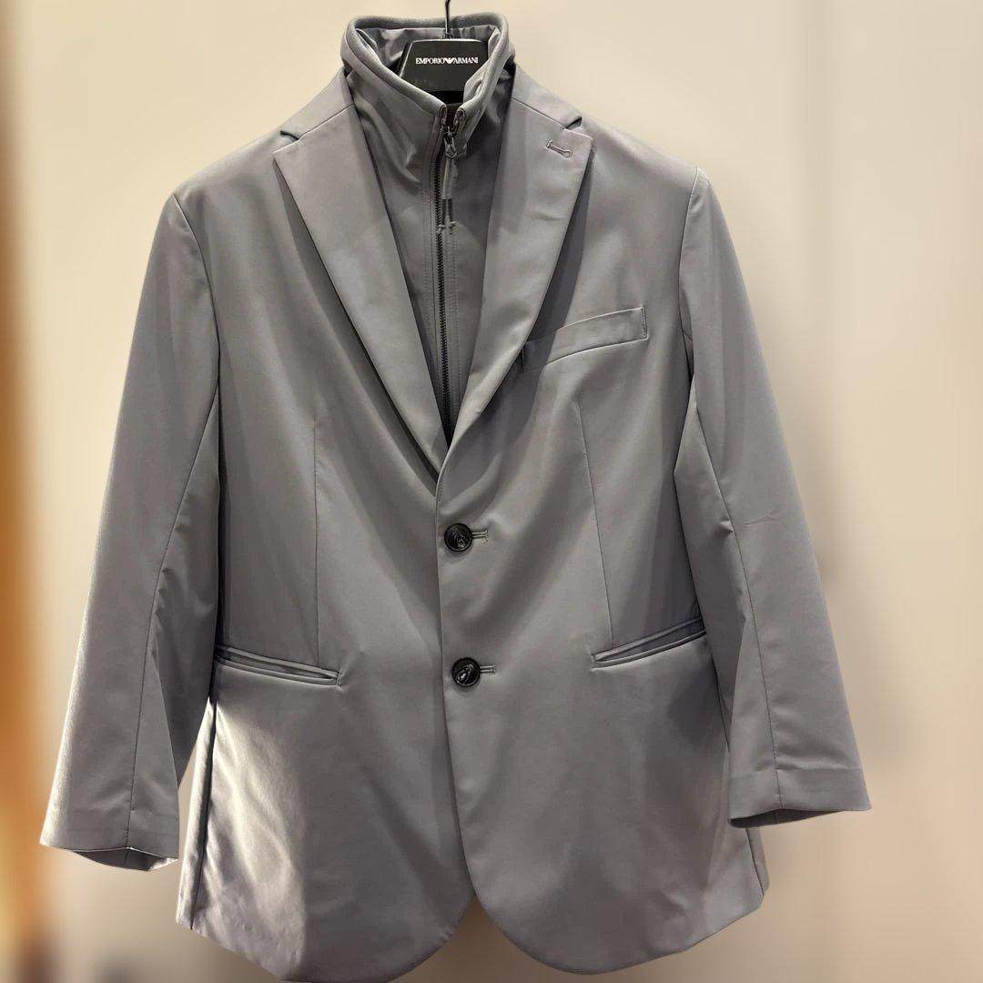 今週だけ思いっきり値下げ。EMPORIO ARMANI トラベルエッセンシャル