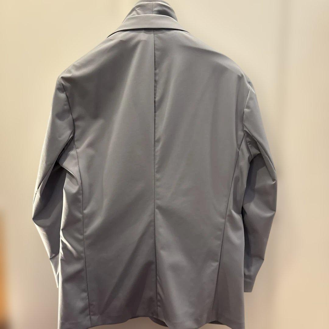 今週だけ思いっきり値下げ。EMPORIO ARMANI トラベルエッセンシャル