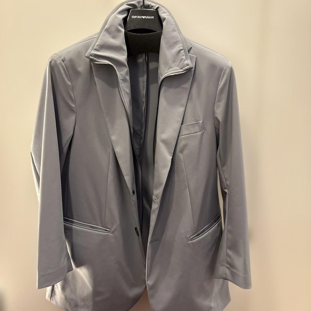 今週だけ思いっきり値下げ。EMPORIO ARMANI トラベルエッセンシャル