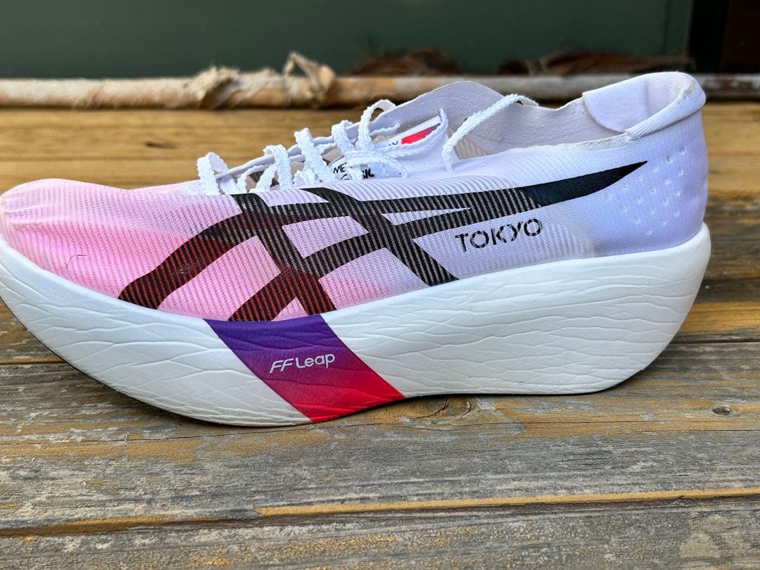 ASICS SPEED RAY 27.0cm ホワイト/フラッシュレッド