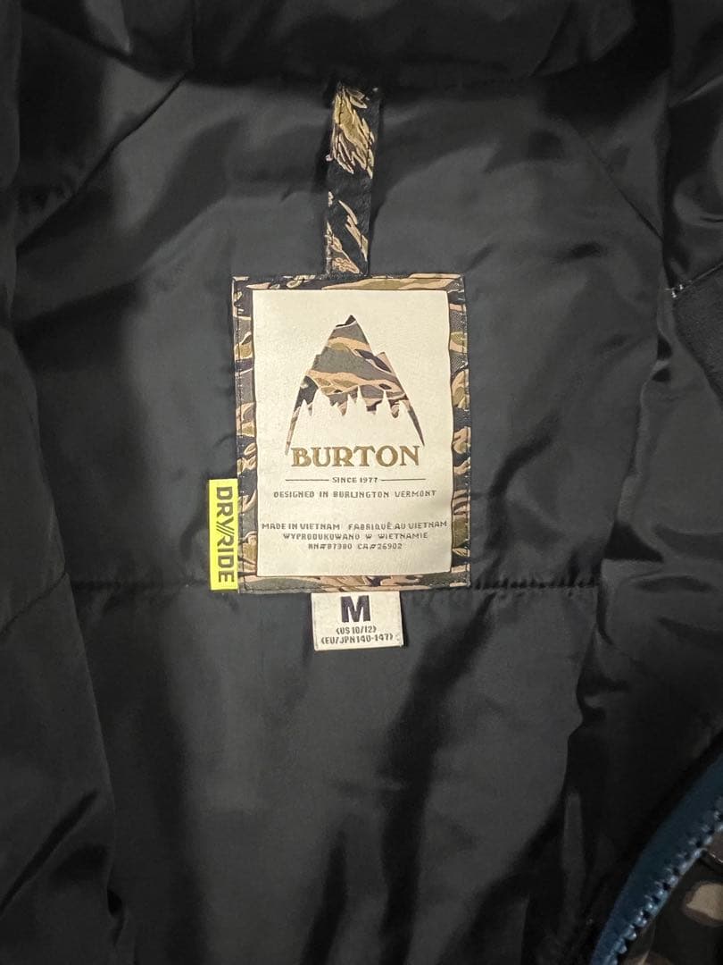 BURTON 子ども用スノーボードウェア