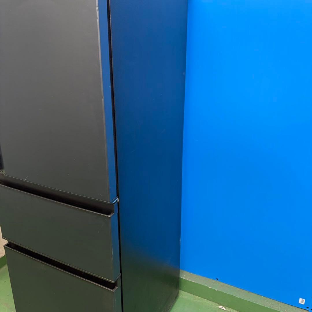 633 東芝2022年製　大型冷蔵庫　右開き　300L〜400L自動製氷　右開き