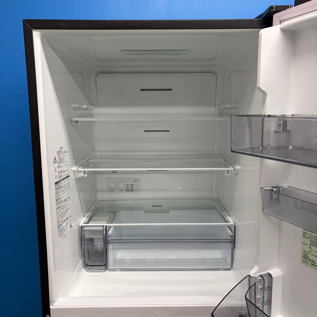 633 東芝2022年製　大型冷蔵庫　右開き　300L〜400L自動製氷　右開き