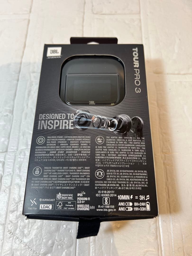 JBL JBLTOURPRO3BLK ワイヤレスイヤホン 黒