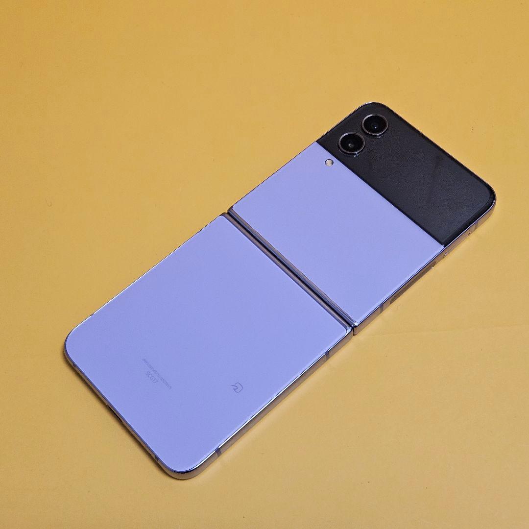 Galaxy Z Flip4 SCG17 ｜24時間以内発送#815