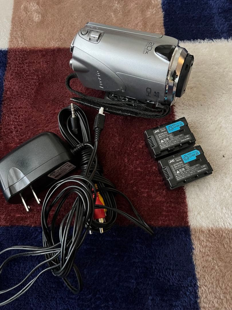中古 JVC Everio ビデオカメラ☆3脚セット