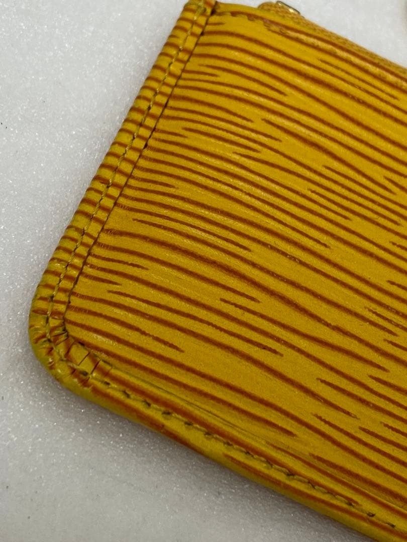 3-2860 LOUIS VUITTON ルイヴィトン　エピ ケース