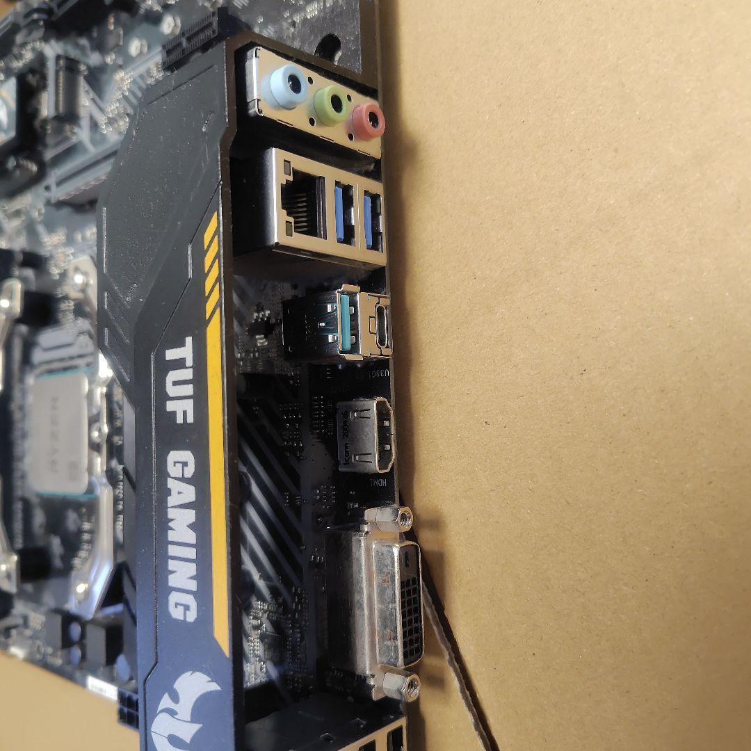 AMD Ryzen 3 3200G＋TUF B450-PLUS GAMING