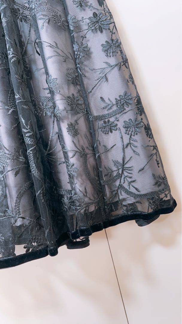 【未使用】mikuさんコラボエンブロイダリーレースドレス