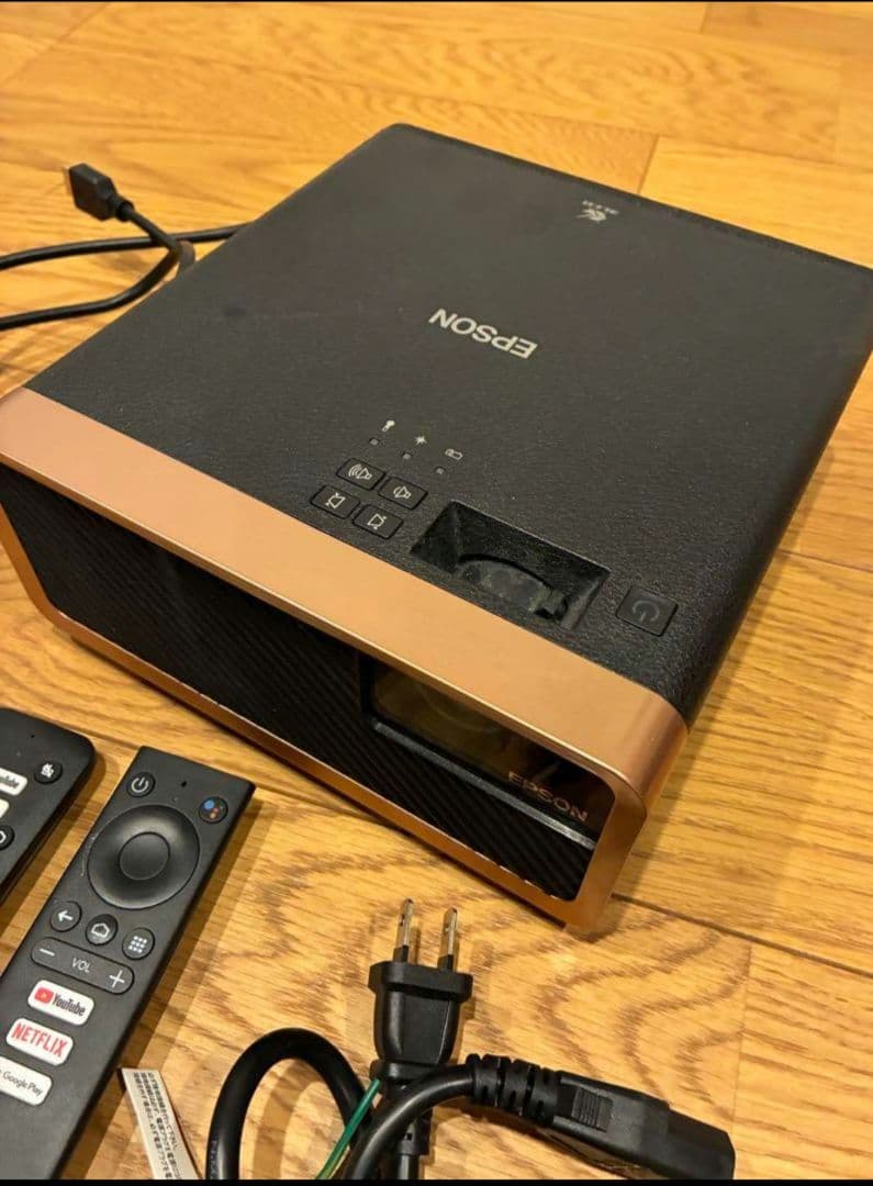 EPSON プロジェクター本体