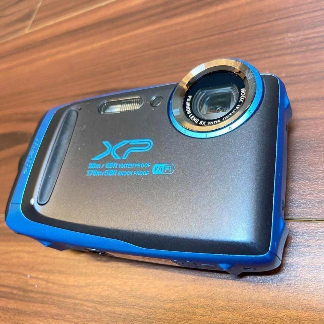 FUJIFILM FinePix XP130 デジカメ ほぼ新品 3441