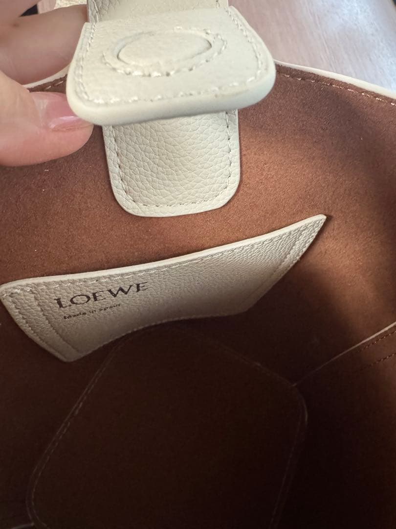 新品未使用⭐︎LOEWEペブルバケットミニショルダーハンドバッグ