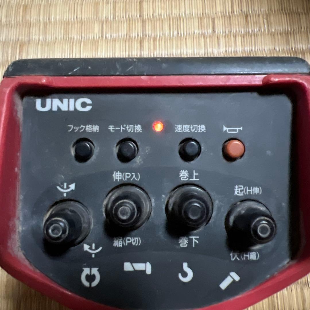 UNIC リモコン 赤 4RC-500FA ボタン