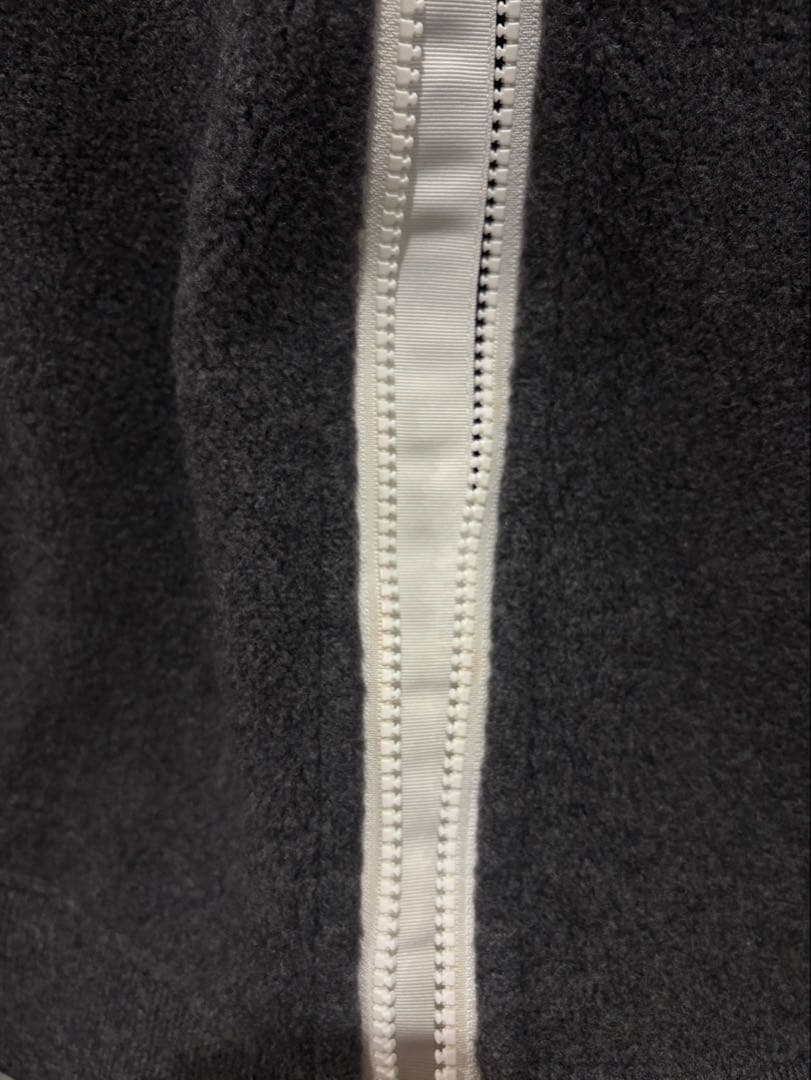 カナダグース フリースベスト