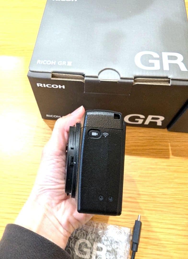 (訳あり)Ricoh GR III コンパクトカメラ