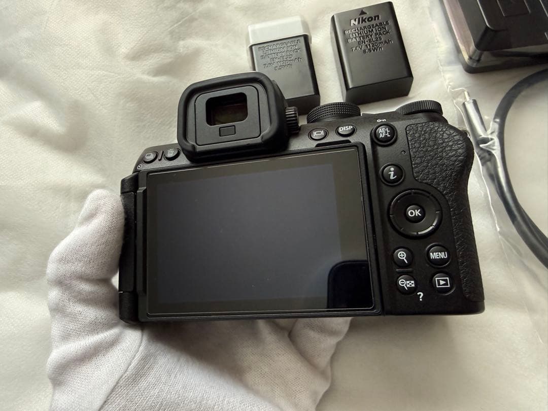 美品　Nikon ニコン Z50IIボディ　ショット数469 おまけ付き