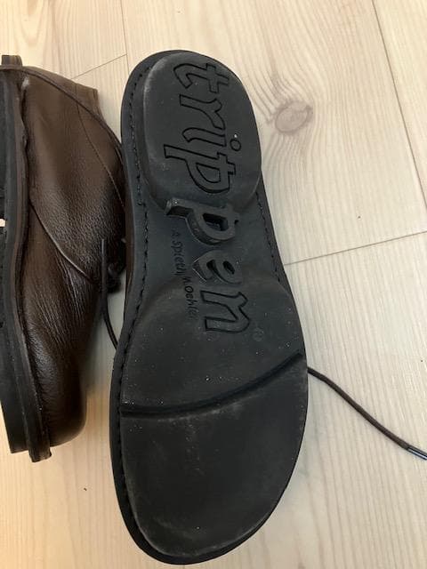 Trippen Comfy 40 鹿革（ALB/アルビノレザー）