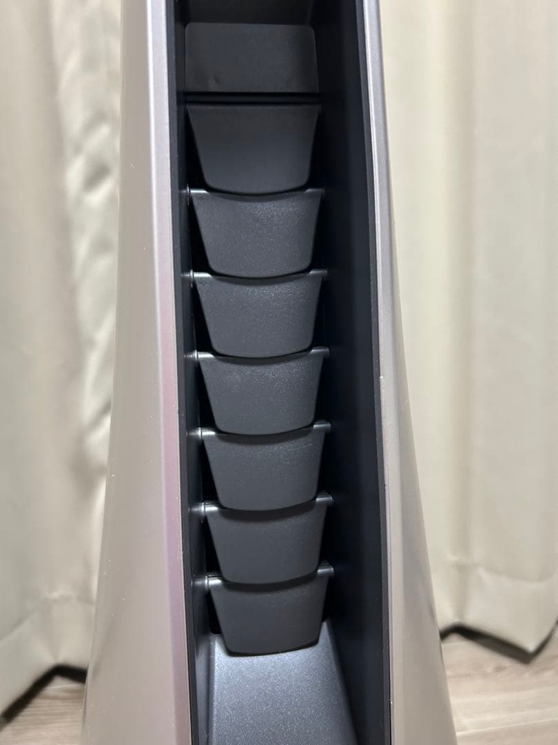 【meme25】シャープ スリムイオンファン HOT＆COOL 2022年