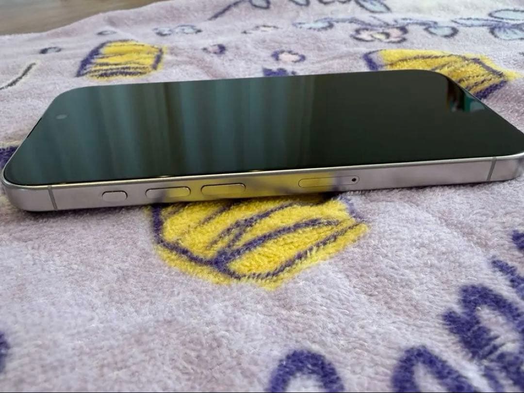 iPhone 15 Pro 128GB ホワイト Apple購入 SIMフリー