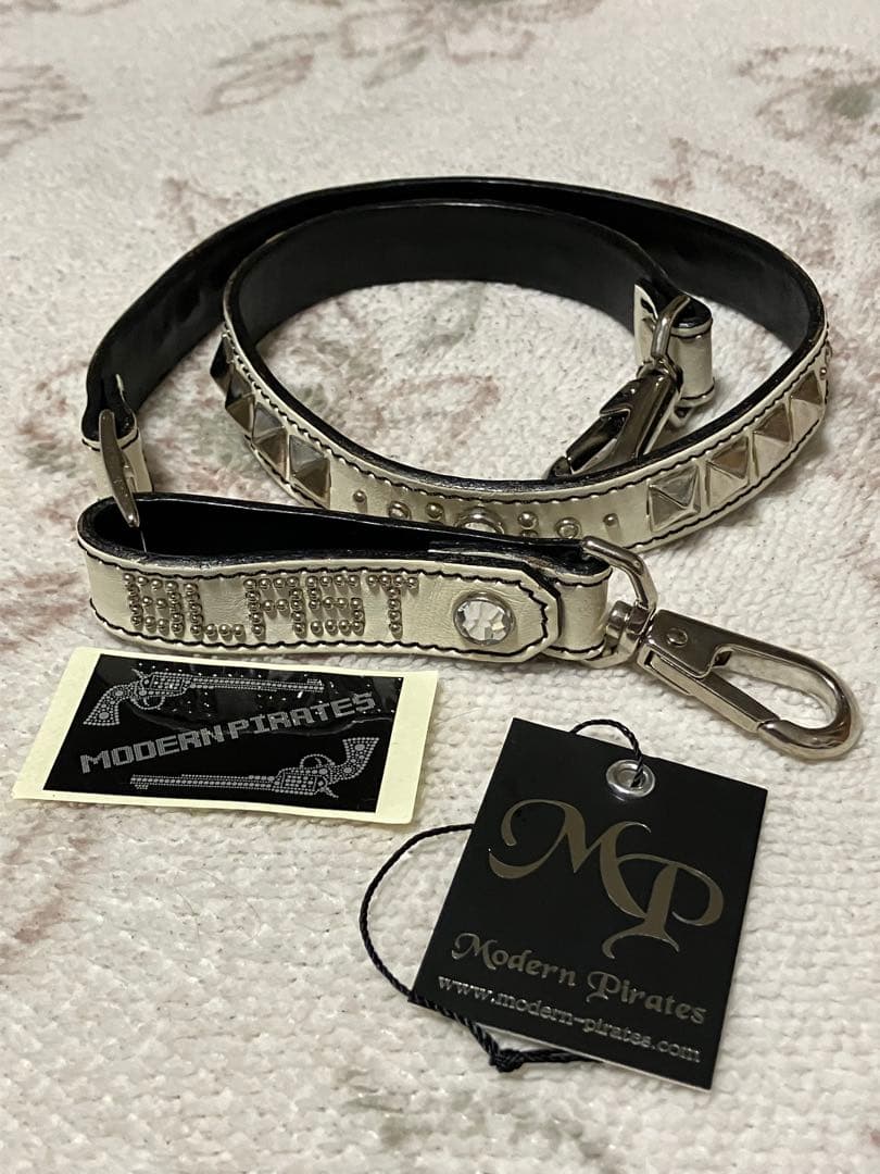 Modern Pirates スタッズ付きウォレットチェーン　GALY