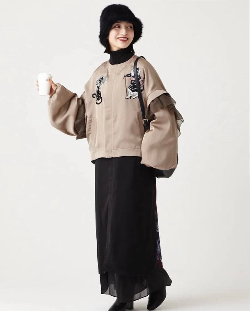 ふりふ Furifu Theatre 刺繍スカジャン 猫