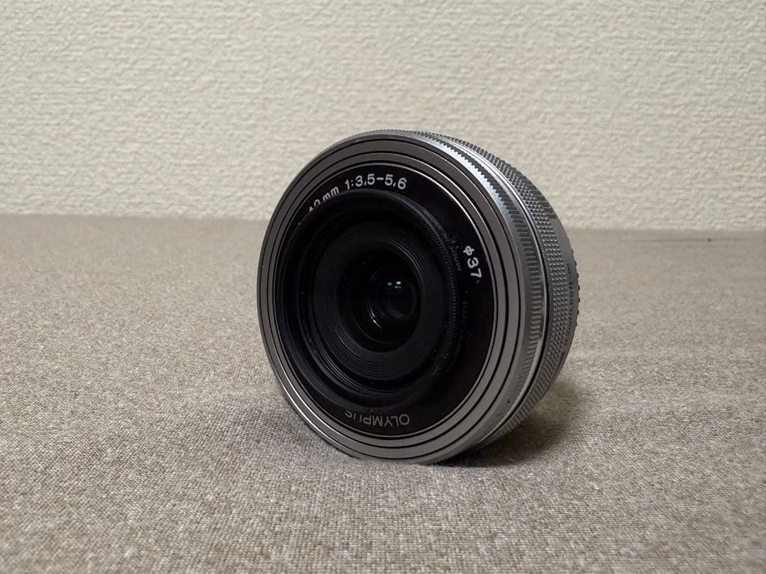 オリンパス　OLYMPUS OMD EM10 Mark3 ダブルズームキット