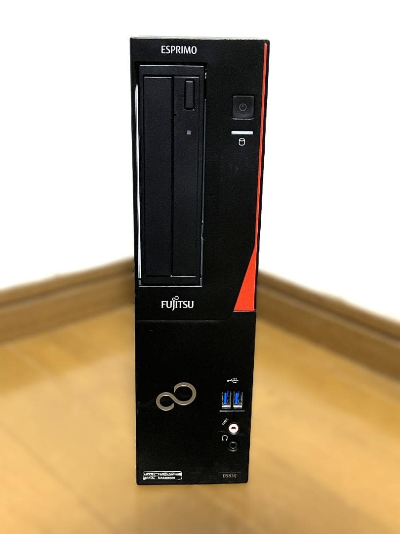 富士通ESPRIMO i7 メモリ16GB SSD搭載