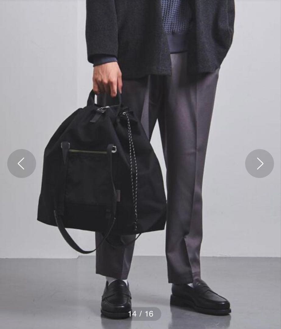 新品同様　Zattu ショルダーバック