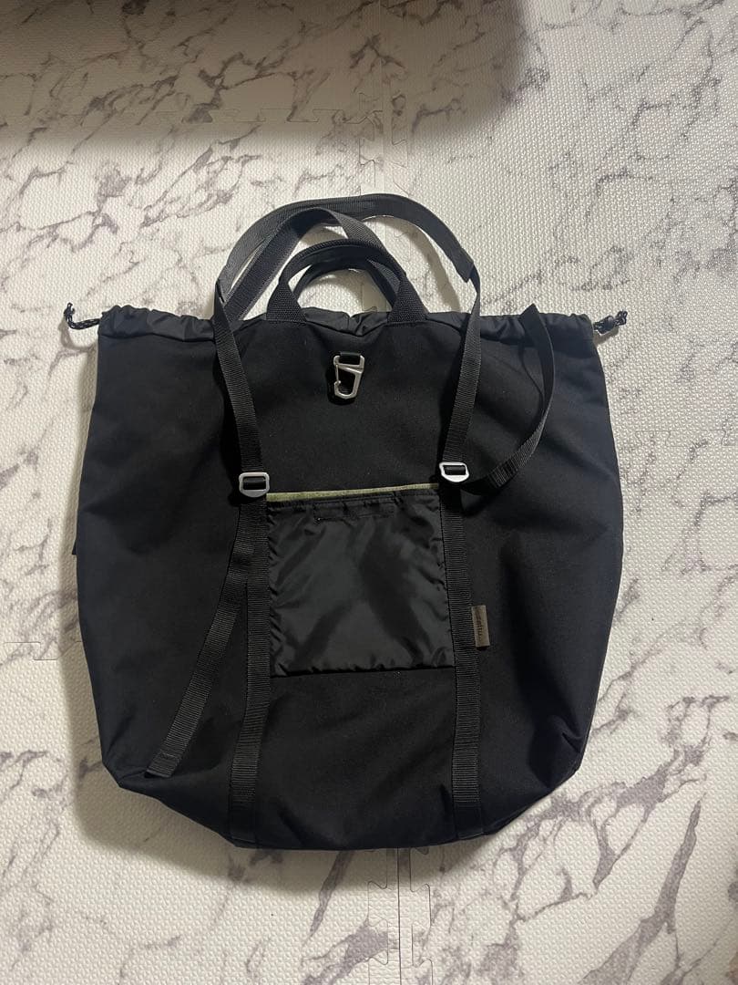 新品同様　Zattu ショルダーバック