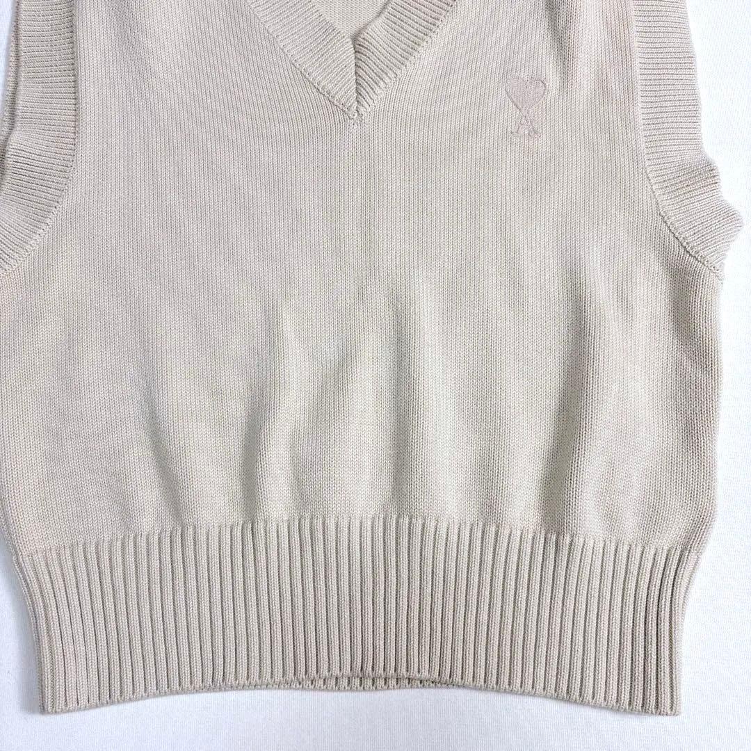 美品✨ami Vネックニットベスト ロゴ刺繍 ハート リブ F