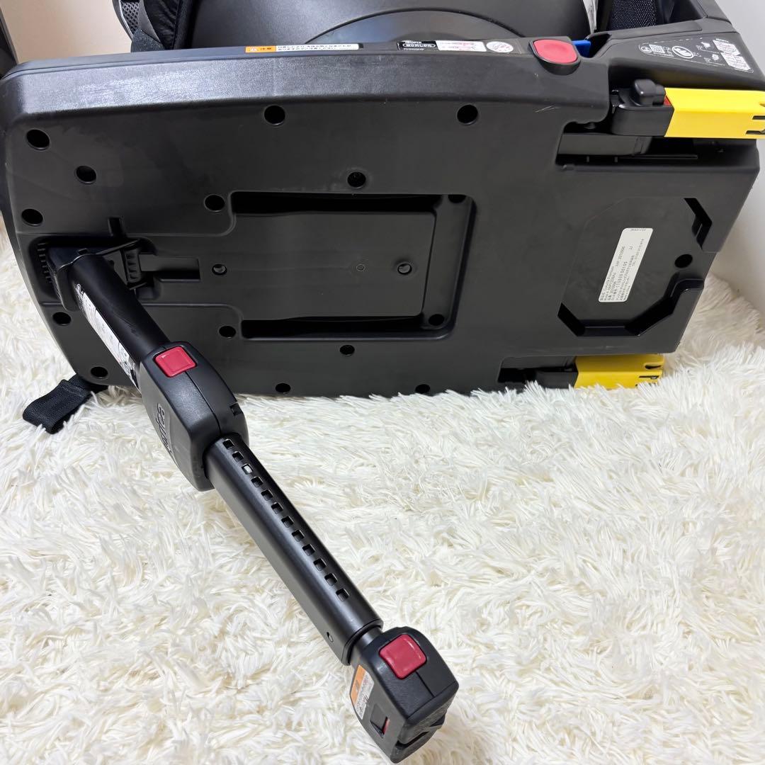 アップリカ　クルリラプレミアム　チャイルドシート　ISOFIX対応