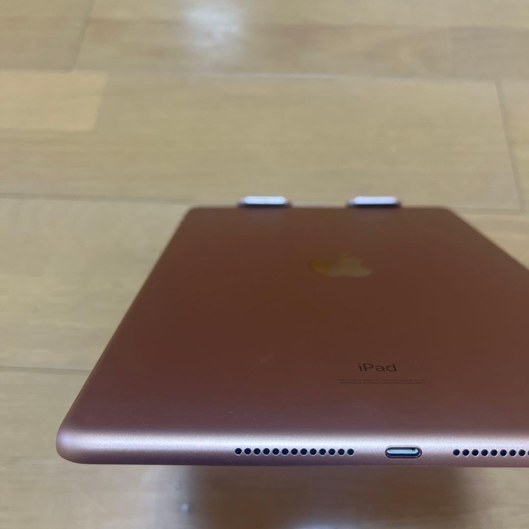 美品！iPad 8世代 10.2インチ　32G Wi-Fiモデル