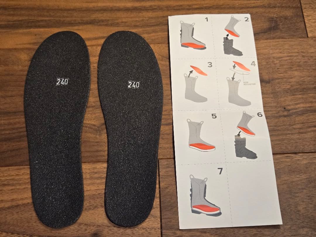 ATOMIC REDSTER 24～24.5cm フレックス90