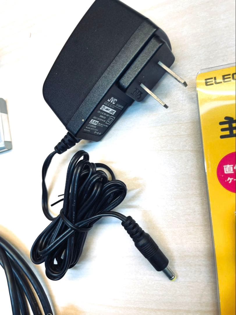 動作品 JVC Everio GZ-V570 フルハイビジョン 32GB内蔵