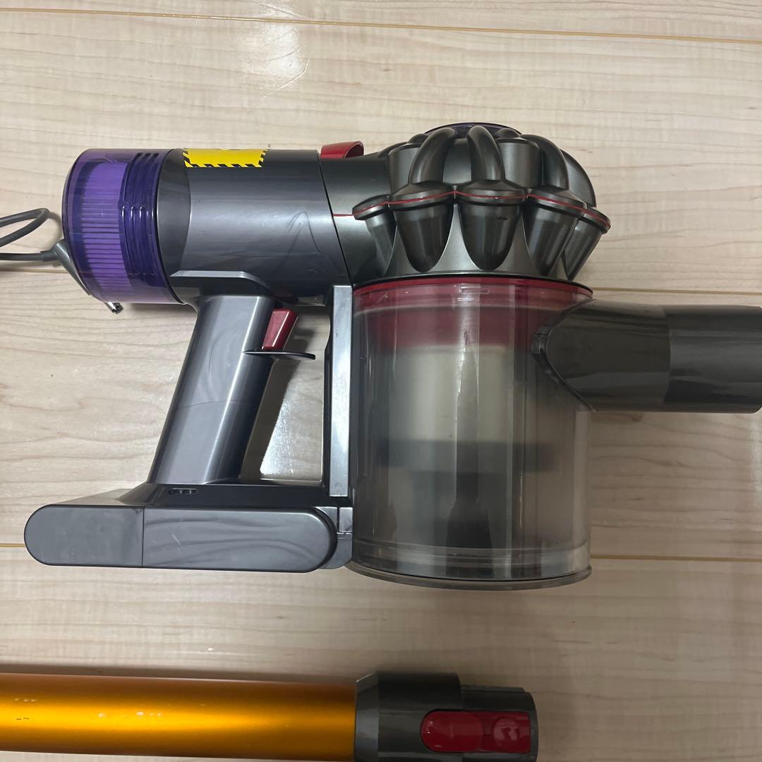 ⑧ すぐ使える！動作品！dysonダイソンコードレスクリーナー純正SV10K